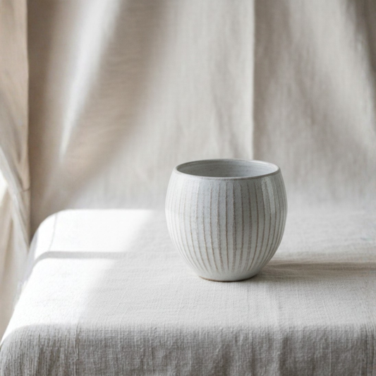 Round Ribbed Pot